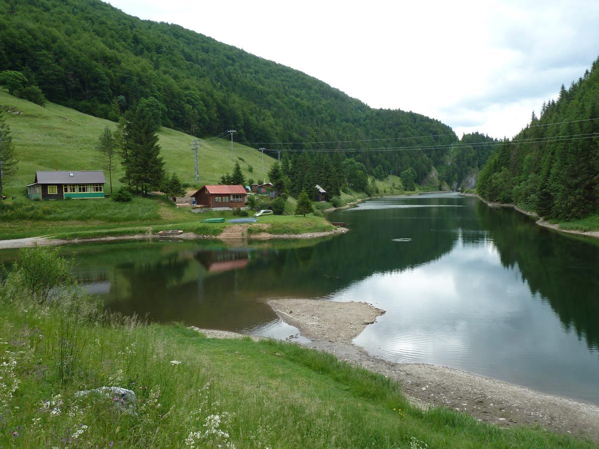 Penzion Borovica Stratená Exteriör bild